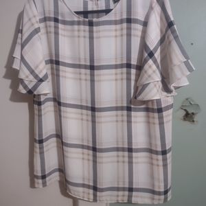 Ann Taylor factory size medium ruffled short sleeve blouse‎